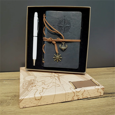Gri Defter Ve Beyaz Kalem Kutulu Set