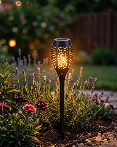 Güneş Enerjili Alev Görünümlü Bahçe Lambası Sensörlü LED Dış Mekan Dekoratif Aydınlatma
