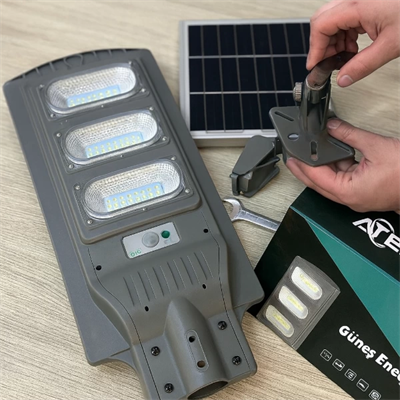Güneş Enerjili Sokak Lambası 120 W