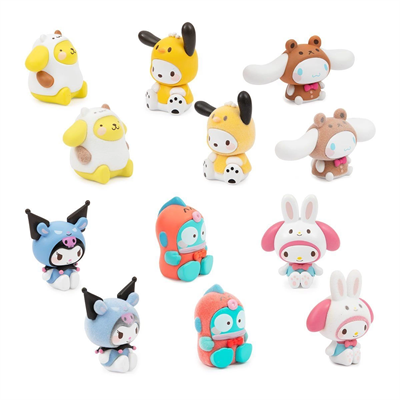 HKT46000 Hello Kitty Kıyafet Değiştirme Partisi - 1  Adet Fiyatıdır
