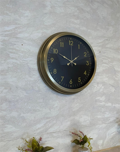 İhtişam Eskitme 40 Cm Metal Duvar Saati