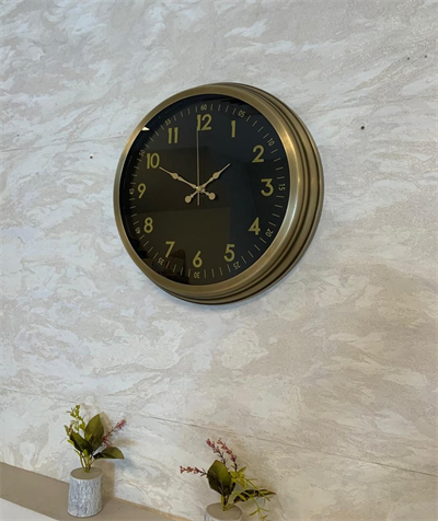 İhtişam Eskitme 40 Cm Metal Duvar Saati