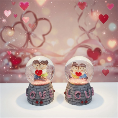 Işıklı Mini Kar Küresi - Love Tasarımlı - Pilli - Romantik Hediyelik - Dekoratif Obje