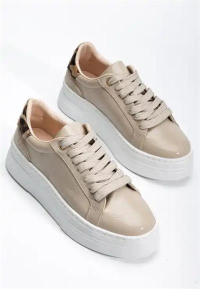 Jetan Bej Rugan Bağcıklı Spor Ayakkabı