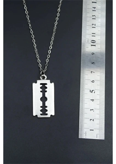 Jilet Çelik Kolye - Jilet Model Paslanmaz Gümüş Renk Çelik Kolye