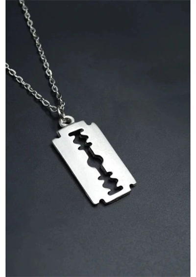 Jilet Çelik Kolye - Jilet Model Paslanmaz Gümüş Renk Çelik Kolye