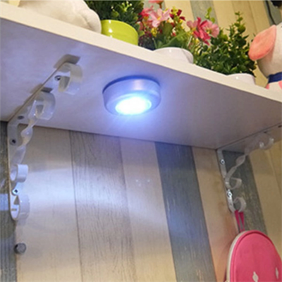 Kablosuz Spot Pilli Dokunmatik Led Lamba 3 Ledli Dolap Lambası Bx40