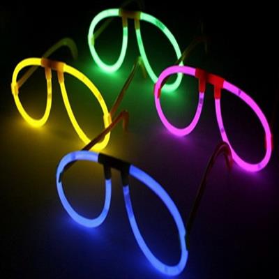 Karanlıkta Parlayan Fosforlu Glow Gözlük Fosforlu Renkli Gözlük 6 Adet (3936)