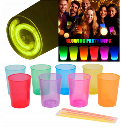 Karanlıkta Yanan Gece Işığı Mega Glow Bardaklar 8 Adet 8.5 X 10.5 Cm Bx40
