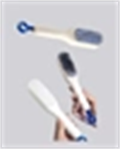 Kendini Temizleyen Ergonomik Saç Tarağı – ABS Gövde, Silikon Diş