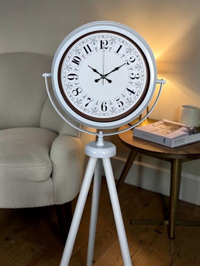 Klasik Rakamlı Beyaz Tripod Ayaklı Saat