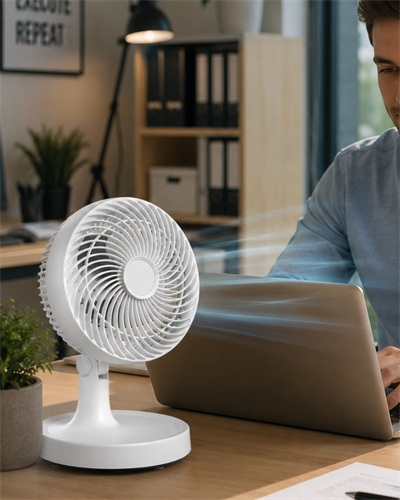 Kompakt Mini Fan Otomatik Salınımlı Sessiz Masaüstü Vantilatör