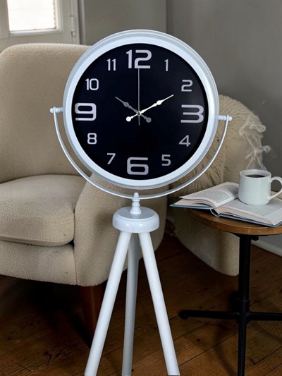 Kontrast Tasarım Beyaz Tripod Ayaklı Saat