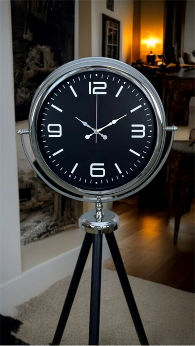 Krom Asil Tripod Ayaklı Saat