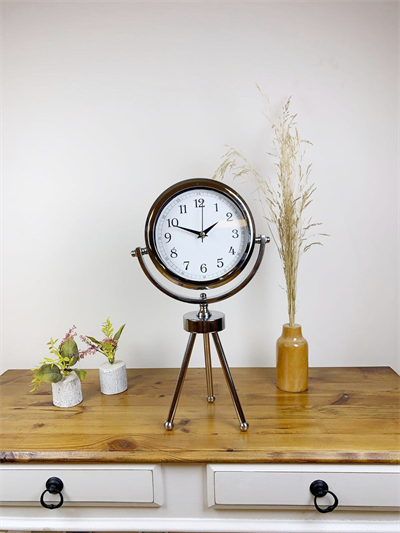 Krom Metal Mini Tripod Dekoratif Masa Saati 45×26 cm