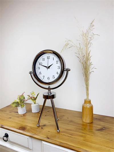 Krom Metal Mini Tripod Dekoratif Masa Saati 45×26 cm