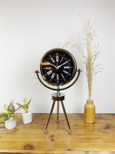 Krom Metal Mini Tripod Roma Rakamlı Masa Saati 45×26 cm