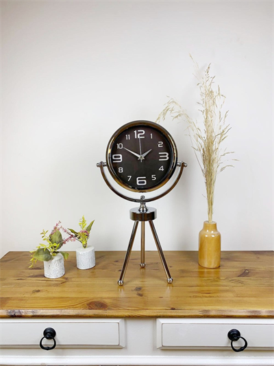 Krom Metal Mini Tripod Tasarım Masa Saati 45×26 cm