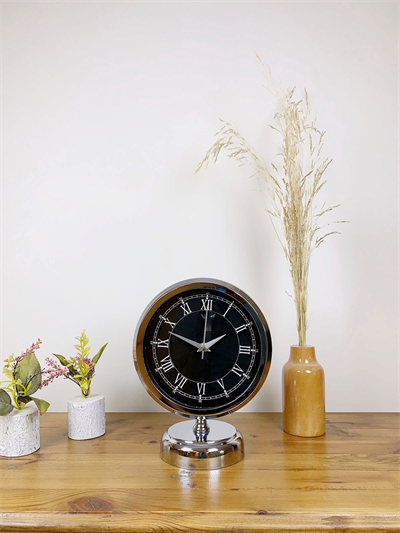 Krom Metal Siyah Retro Masa Saati 25×20 cm