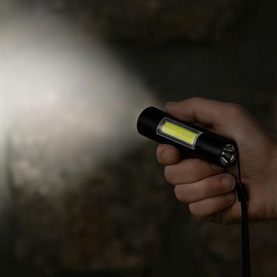 Kutulu Mini El Feneri – Taşınabilir LED Kamp ve Acil Durum El Lambası Plastik Gövde (3936)