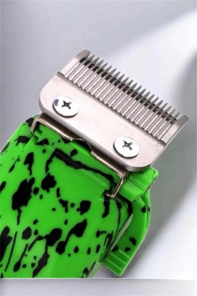 Lazer Öncesi Şarj Edilebilir, Su Geçirmez Tıraş ve Bakım Seti