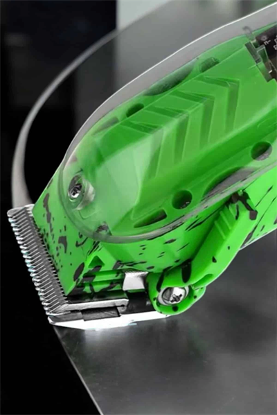 Lazer Öncesi Şarj Edilebilir, Su Geçirmez Tıraş ve Bakım Seti