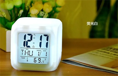 Led Dijital Renkli Masa Saati Alarm Termometre Tarih Masaüstü Saat Bx40