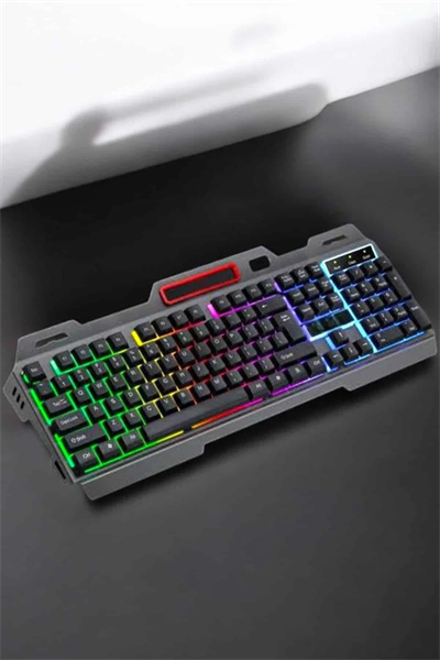 Led Işıklı Oyuncu Klavye Usb Girişli RGB Işıklı Q Klavye Mouse Hediyeli