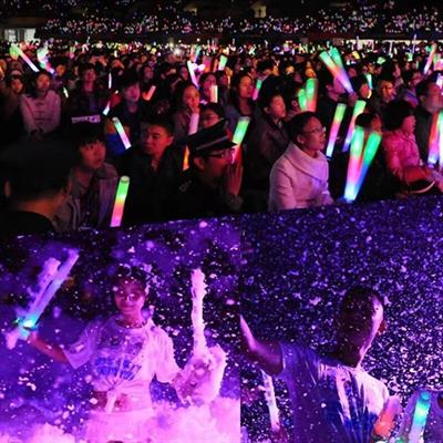 Led Işıklı Rengarenk Sünger Parti Çubuk Işıklı Kauçuk Sopa 46 cm (3936)