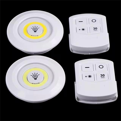 Led Lamba 3lü Uzaktan Kumandalı Yapışkanlı Beyaz Işık