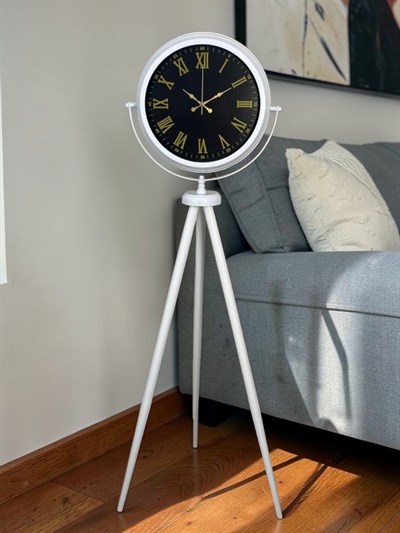 Lüks Beyaz Tripod Ayaklı Saat