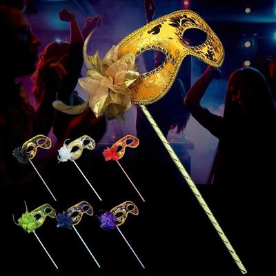 Lüks Taşlı Saplı Maskeli Balo Maskesi Altın Renk 35 cm (3936)