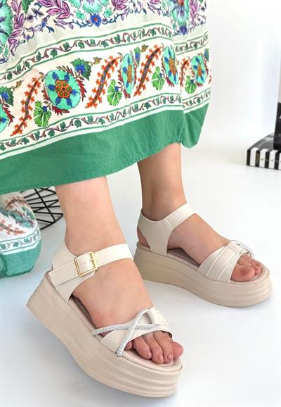 Luno Bej Cilt Kemerli Sandalet