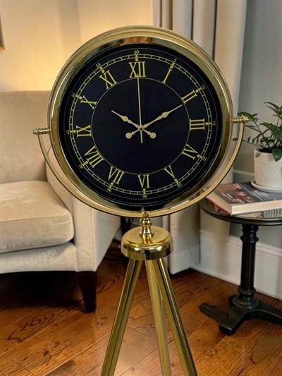 Luxury Gold Tripod Ayaklı Modern Saat