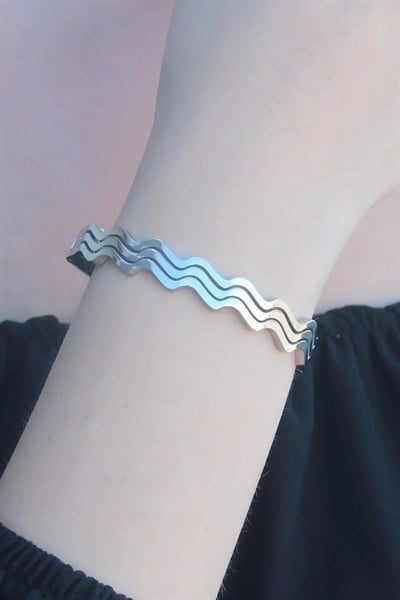 Mey İthalat® 316L Kararmaz Çelik Gümüş Renk Dalga Model Kelepçe Kadın Bileklik