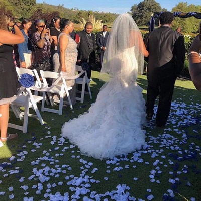 Mey İthalat® Beyaz Renk Gül Yaprağı Şekilli Konfeti 5 Paket 500 Adet