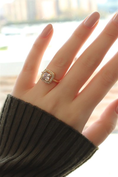 Mey İthalat® Gold Baget ve Zirkon Taşlı Kare Yüzük