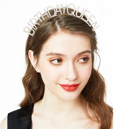 Mey İthalat® Gümüş Renk Kristal Taşlı Parlak Birthday Queen Yazılı Kraliçe Taç 16x17 cm