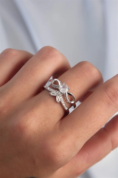 Mey İthalat® Pirinç Ayarlamalı Gümüş Renk Zirkon Taşlı 2li Görünüm Fiyonk Yüzük