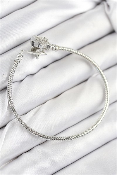 Mey İthalat® Pirinç Charm Zirkon Taşlı Yıldız Model Gümüş Renk Kadın Bileklik