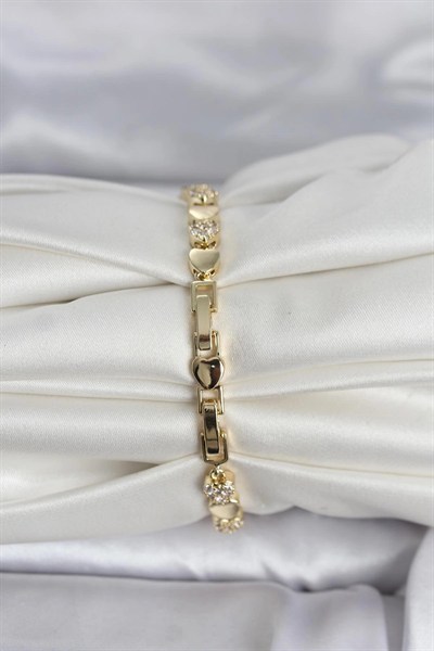 Mey İthalat® Pirinç Gold Renk Kalpli Model Kadın Bileklik