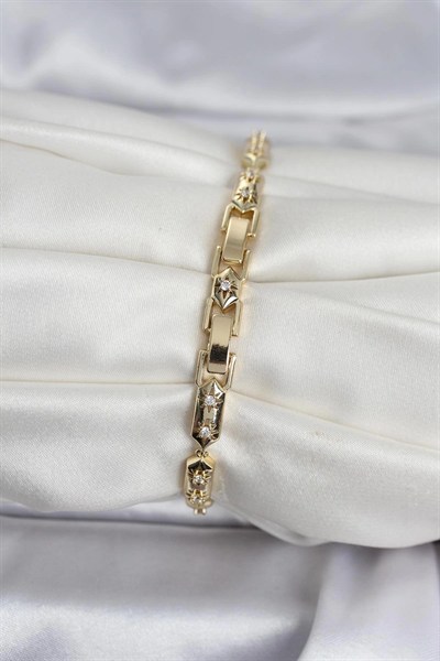 Mey İthalat® Pirinç Gold Renk Kutup Yıldızı İşleme Kadın Bileklik