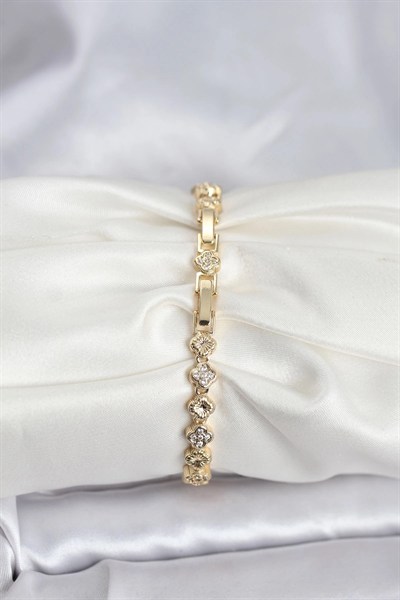 Mey İthalat® Pirinç Gold Renk VIP Seri Sıralı Yonca Model Zirkon Taşlı Kadın Bileklik