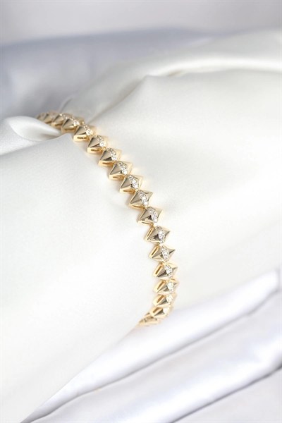 Mey İthalat® Pirinç Gold Renk Zirkon Taşlı Baklava Model Kadın Bileklik