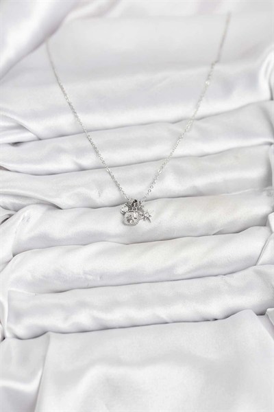 Mey İthalat® Pirinç Gümüş Renk Minimal Charmlı Kadın Kolye