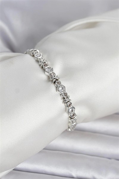 Mey İthalat® Pirinç Gümüş Renk Petek Model Zirkon Taşlı Kadın Bileklik