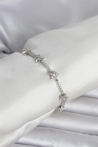 Mey İthalat® Pirinç Gümüş Renk Zirkon Taşlı Yıldız Model Kadın Bileklik