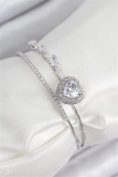 Mey İthalat® Pirinç Zirkon Taşlı Kalp Model Gümüş Renk Kadın Bileklik