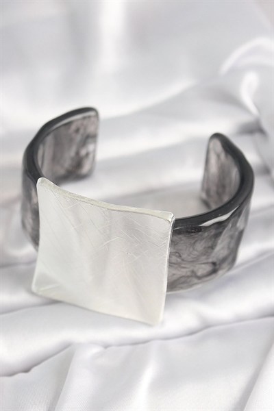 Mey İthalat® Siyah Mermer Desen Akrilik Plastik Gümüş Kare Plaka Model Vintage Kadın Bilezik