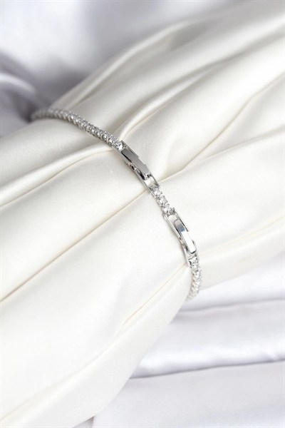 Mey İthalat® Yılan Model Zirkon Taşlı Gümüş Renk Pirinç Su Yolu Kadın Bileklik